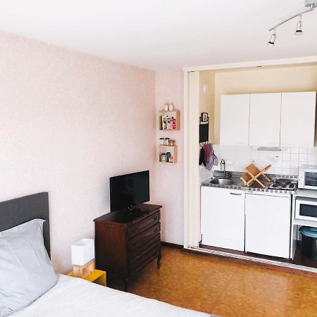 Apartament Paisible Studio Avec Agreable Loggia 2 Mn Du Centre Aix-les-Bains Zewnętrze zdjęcie