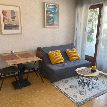 Apartament Paisible Studio Avec Agreable Loggia 2 Mn Du Centre Aix-les-Bains Zewnętrze zdjęcie